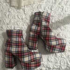 Red Plaid Platform Ankle Boots – Size 8 Bold plaid statement boots with chunky b